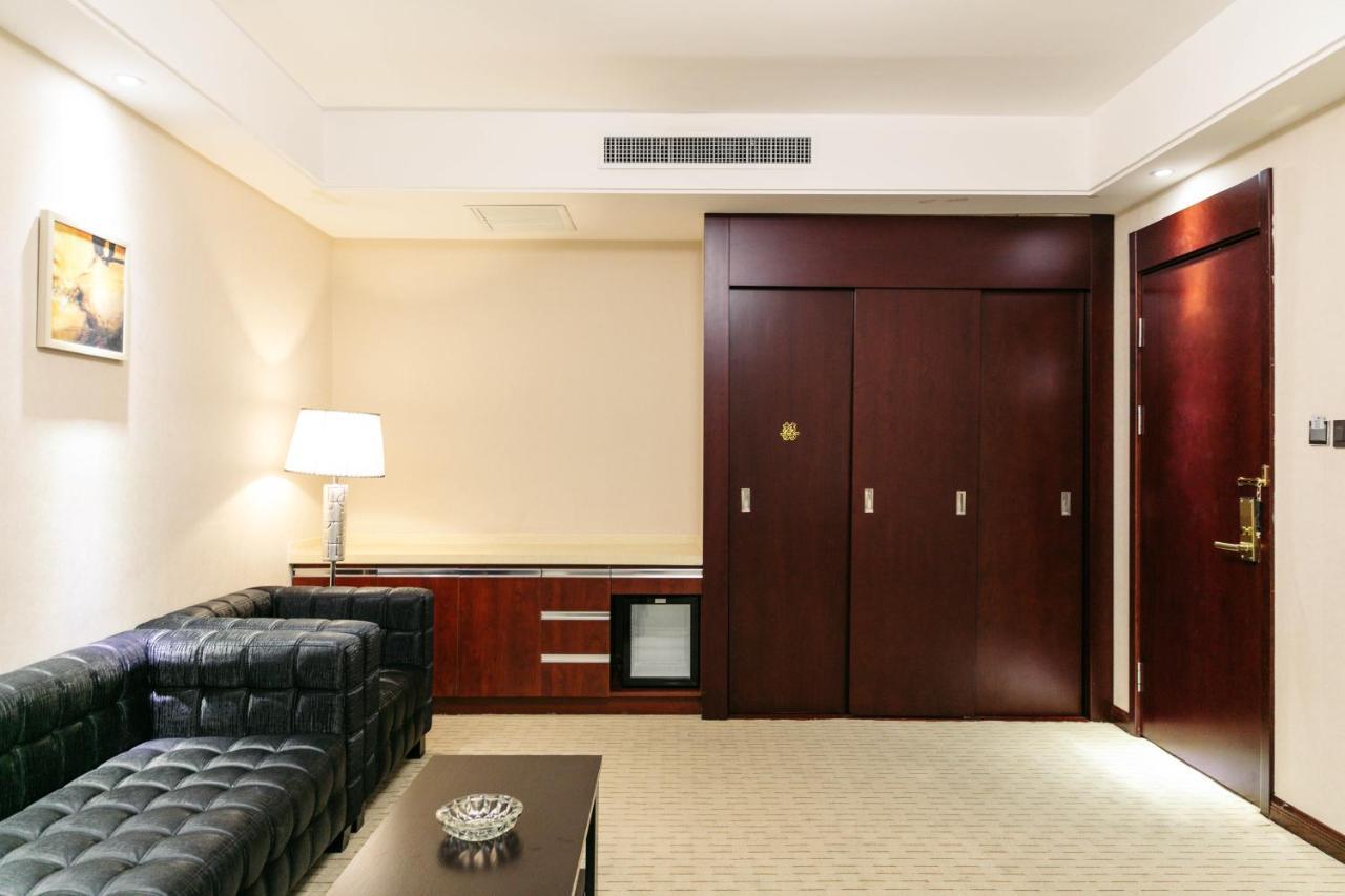 Changchun Warren Hotel Екстер'єр фото